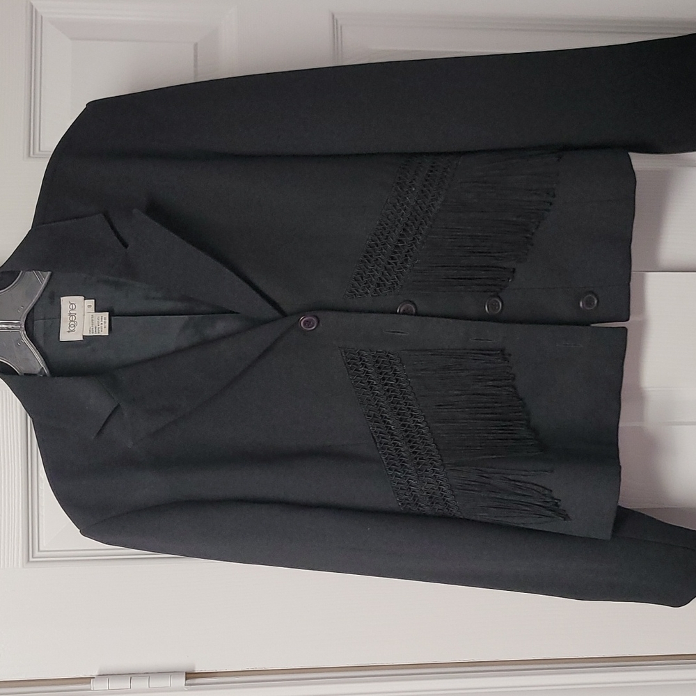 BLACK BLAZER